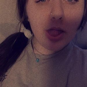 Meet your Posher, Kaya